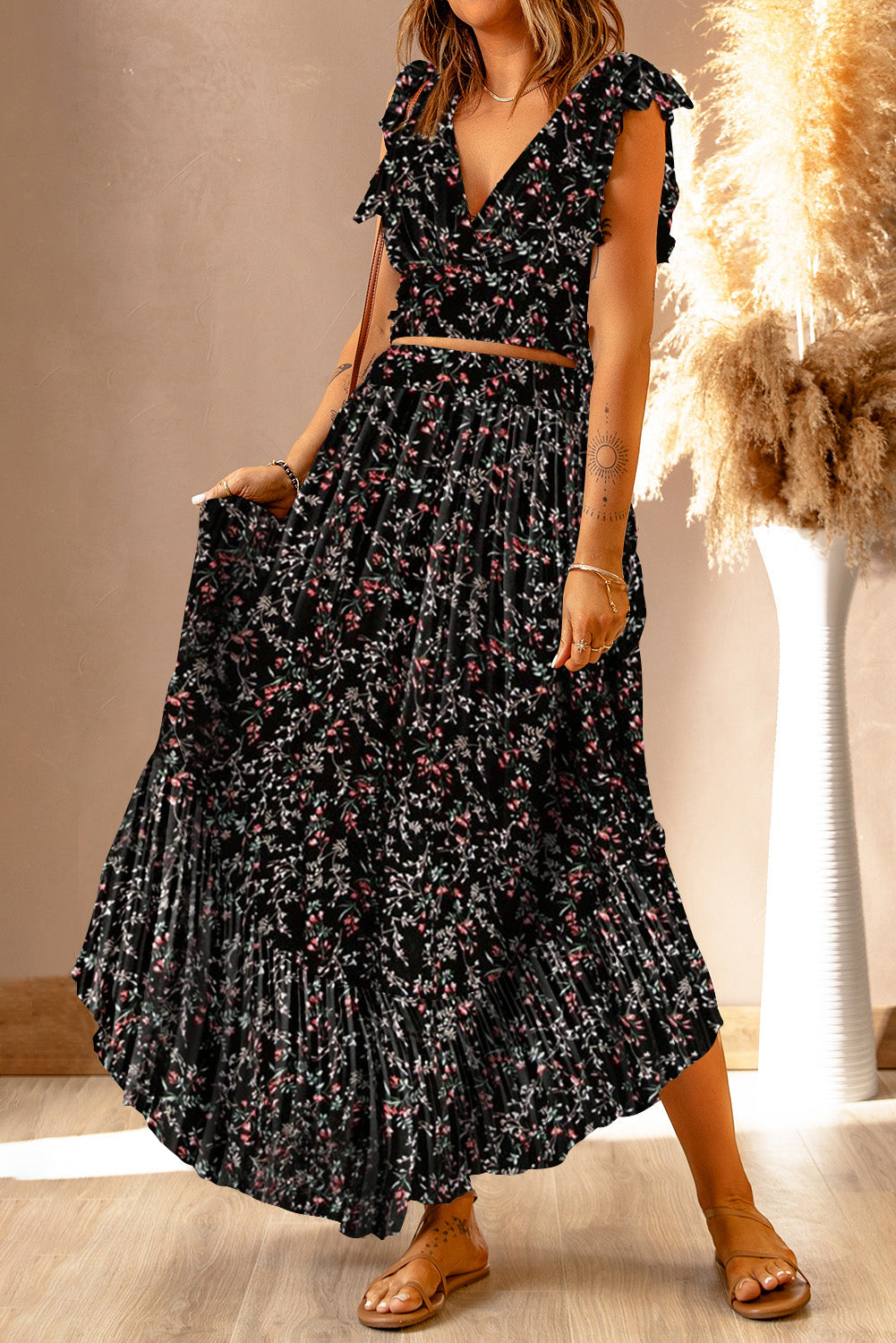 Black Floral Print V Neck Crop Top and Maxi Skirt Two Piece Set